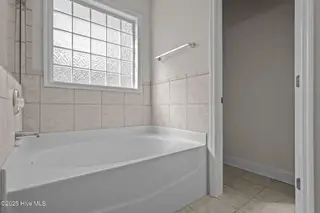 324 Foxwood Lane, Wilmington, NC 28409 – photo 21: 45-web-or-mls-DSC02473