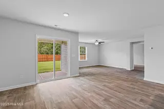 424 Turp Landing Lane, Jacksonville, NC 28546 — 4-bedroom home in Wantland's Ferry @ Towne Pointe, Jacksonville, NC, photo 14 of 35