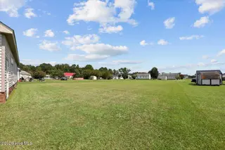 7032 Kingswood Circle, Stantonsburg, NC 27883 – photo 12: 11-7032 Kingswood Cir-11