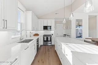 1826 N New River Drive, Surf City, NC 28445 – photo 19: 019_1826_north_new_river_drive-17_612