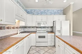 8632 Sound Drive A1, Emerald Isle, NC 28594 – photo 14: Kitchen - V3