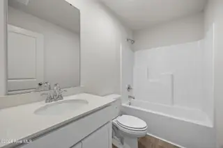 343 Glendale Arbor Drive SW 137, Ocean Isle Beach, NC 28469 – photo 16: Hall Bathroom