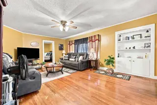4257 Washington Street, Ayden, NC 28513 – photo 8: 16-web-or-mls-IMG_0005