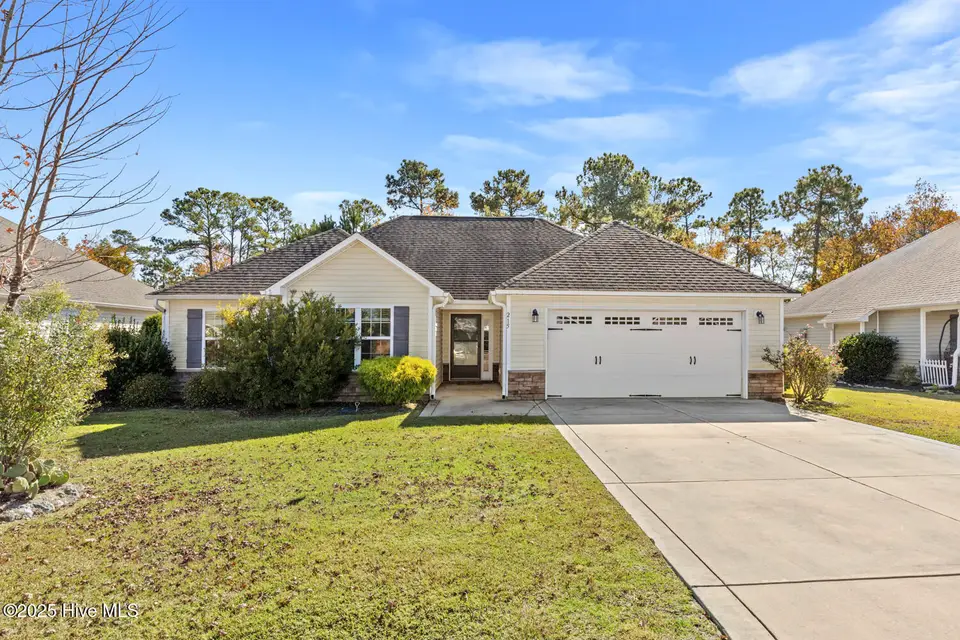 215 Marsh Haven Drive, Sneads Ferry, NC 28460 – photo 1 of 27: marsh-1