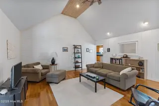 120 Pearl Drive, Beaufort, NC 28516 — 3-bedroom home in Beaufort Meadow, Beaufort, NC, photo 15 of 50: 32-web-or-mls-1S3A1028