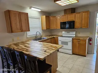 1859 N Kerr Avenue, Wilmington, NC 28405 – photo 4: Kitchen 2nd view