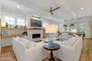 1854 Senova Trace, Wilmington, NC 28405 — 4-bedroom home in Landfall, Wilmington, NC, photo 8 of 65