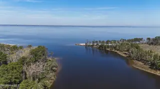 239 98 Garbacon Drive, Beaufort, NC 28516 – photo 24: DJI_20240315124228_0096_D