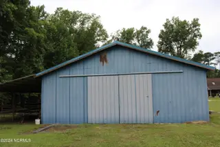 4507 Rivershore Drive, New Bern, NC 28560 – photo 22: Workshop side view