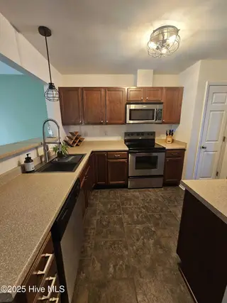 4124 Kittrell Farms Drive M4, Greenville, NC 27858 – photo 11: 27