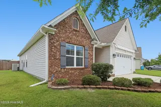 219 Seville Street, Jacksonville, NC 28546 — 4-bedroom home in Carolina Plantations, Jacksonville, NC, photo 11 of 55