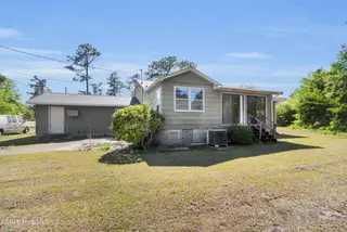 852 Chatham Street, Newport, NC 28570 – photo 2: 47 (3)