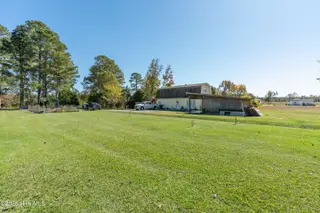 198 Jefferson Road, Lake Waccamaw, NC 28450 – photo 20: Home