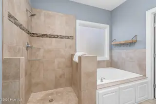 3389 Buffaloe Ridge Court, Rocky Mount, NC 27804 — 3-bedroom home in Tharrington Way, Rocky Mount, NC, photo 18 of 38: Primary Bathroom