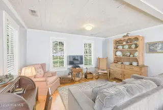 493 Island Road, Harkers Island, NC 28531 – photo 10: Living Room
