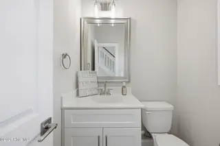 900 Finn Court, Greenville, NC 27834 – photo 14: 11-web-or-mls-BLS_0005_edit