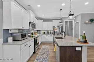 1200 Caracara Drive, New Bern, NC 28560 – photo 4: Kitchen