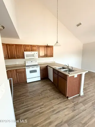102 Lincoln Place Circle, Leland, NC 28451 – photo 13: IMG_3530