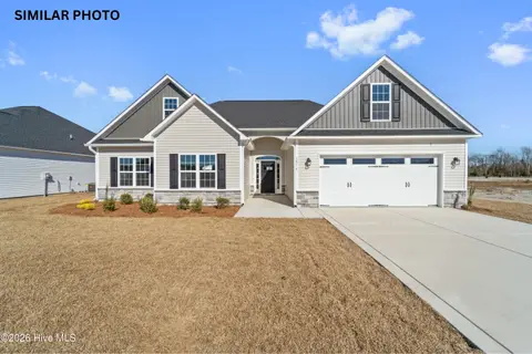 702 Regiment Road, Jacksonville