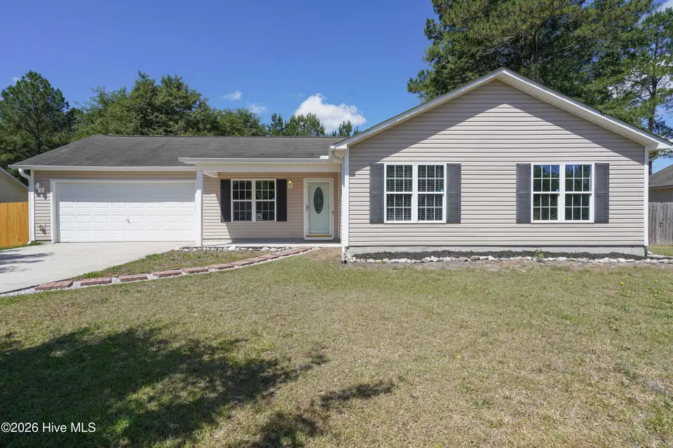 102 Ashbury Park Lane, Richlands, NC 28574 – photo 1 of 30: 102 Ashbur_ Exterior (5 of 16)