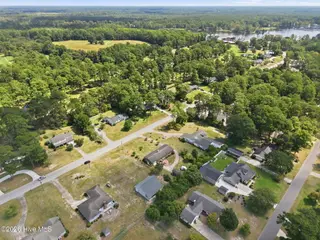 6762 River Road, Washington, NC 27889 — 3-bedroom home in Country Club Hills, Washington, NC, photo 13 of 55: 14-web-or-mls-DJI_20260819121016_0025_D-
