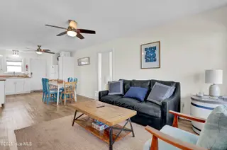 324 N Shore Drive, Surf City, NC 28445 – photo 17: 6G8A6525 (1)