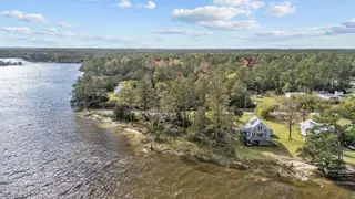 211 S River Drive, Beaufort, NC 28516 – photo 11: 10-web-or-mls-DJI_20241115131246_0987_D