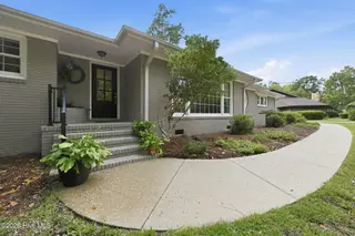 406 Country Club Drive, Jacksonville, NC 28546 – photo 2