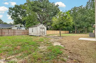 809 Deblea Court, Jacksonville, NC 28546 – photo 23: 1-27