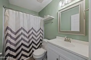303 Greenbriar Drive, Jacksonville, NC 28546 – photo 18: 16-web-or-mls-303 Greenbriar Dr. 33