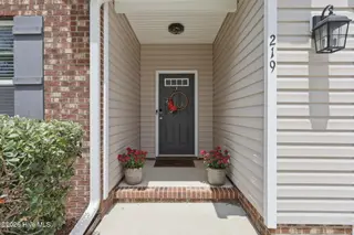 219 Seville Street, Jacksonville, NC 28546 — 4-bedroom home in Carolina Plantations, Jacksonville, NC, photo 5 of 55