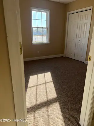135 Annie Road, Richlands, NC 28574 – photo 16: 135 Annie Bedroom 1
