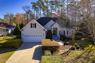 406 Hillcrest Drive, Morehead City, NC 28557 – photo 1: 406 Hillcrest Drive