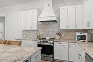 1042 Mable Drive, Calabash, NC 28467 — 3-bedroom home, Calabash, NC, photo 12 of 55: Kitchen