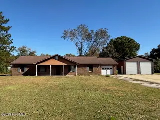20 Chattawka Drive, Havelock, NC 28532 — 3-bedroom home in Greenfield Heights, Havelock, NC, photo 1 of 20: A Front View