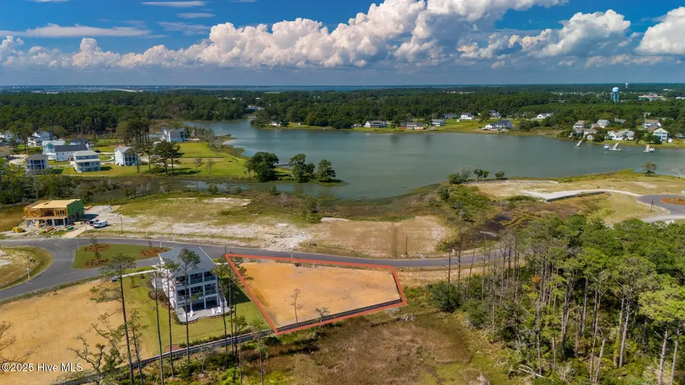 530 Freedom Park Road, Beaufort, NC 28516 – photo 1 of 23: 530 Freedom Park Rd