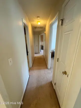 124 Stockbridge Drive, Selma, NC 27576 – photo 18: IMG_8397