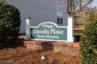 116 Lincoln Place Circle, Leland, NC 28451 – photo 3: Lincoln Place entryL33A8695