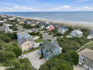 9936 Louise Howard Court East, Emerald Isle, NC 28594 — 3-bedroom townhome in Spinnakers Reach, Emerald Isle, NC, photo 18 of 32: Aerial