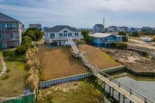 1810 Emerald Drive, Emerald Isle, NC 28594 – photo 8: 82-web-or-mls-chadwick-visuals-1810-Emer