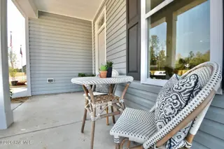 109 Bristol Bay Drive, Lake Waccamaw, NC 28450 – photo 21: FRONT PORCH