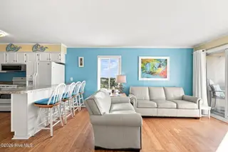 1904 E Fort Macon Road 301, Atlantic Beach, NC 28512 – photo 21: 33-web-or-mls-APATB-#301---049_edit