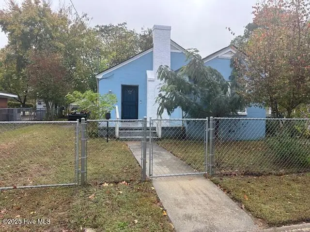 605 Dexter Street, Rocky Mount, NC 27803 – photo 1 of 9: IMG_7592