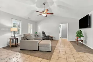 107 Fodder Drive, Hubert, NC 28539 — 3-bedroom home in Ole Mill Village, Hubert, NC, photo 13 of 59: 13_Living_Room_Front