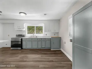11a Dewitt Street, Jacksonville, NC 28540 — 3-bedroom home in Oak Grove, Jacksonville, NC, photo 13 of 39