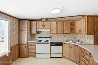 3014 Boones Neck Road SW, Supply, NC 28462 – photo 11: 11_3014_boones_neck_rd_sw_011