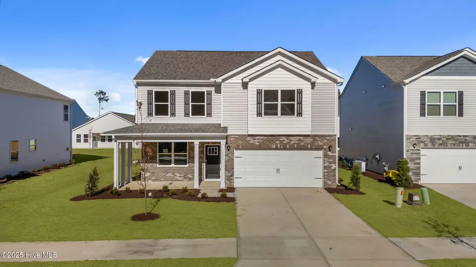 1025 Minnette Circle, New Bern, NC 28562 – photo 1 of 43: 1025 Minnette