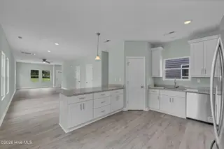 423 Elcinoca Drive, Elizabeth City, NC 27909 – photo 24: 23-web-or-mls-21-print-DSC_1221