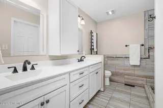 2141 Mcnair Road, Tarboro, NC 27886 – photo 19: Primary Bath