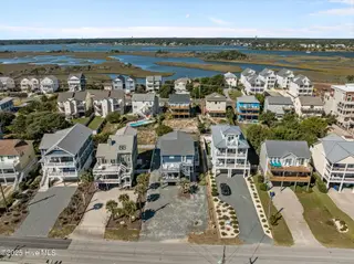 701 S Shore Drive, Surf City, NC 28445 – photo 24: 25-web-or-mls-23